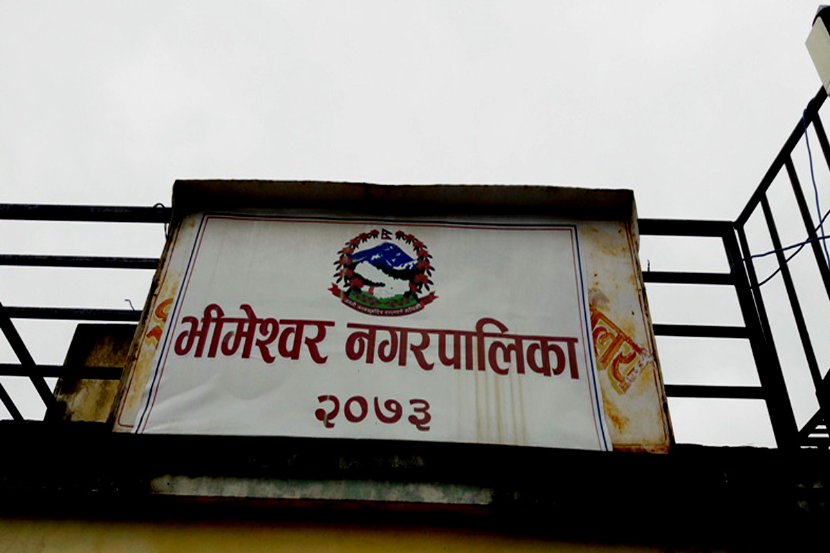 नगरपालिकाकै ठूलो फुर्वालाखाङग गुम्बाको पुनः निर्माण गरिदै